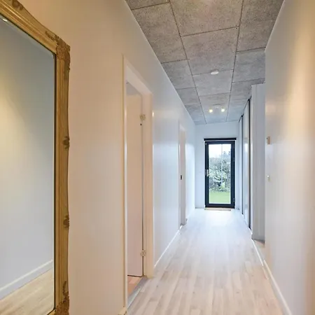 Four-bedroom In Дом отдыха Одде