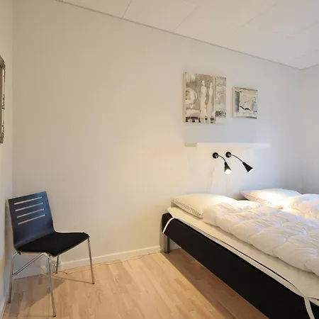Дом отдыха Four-bedroom In *
